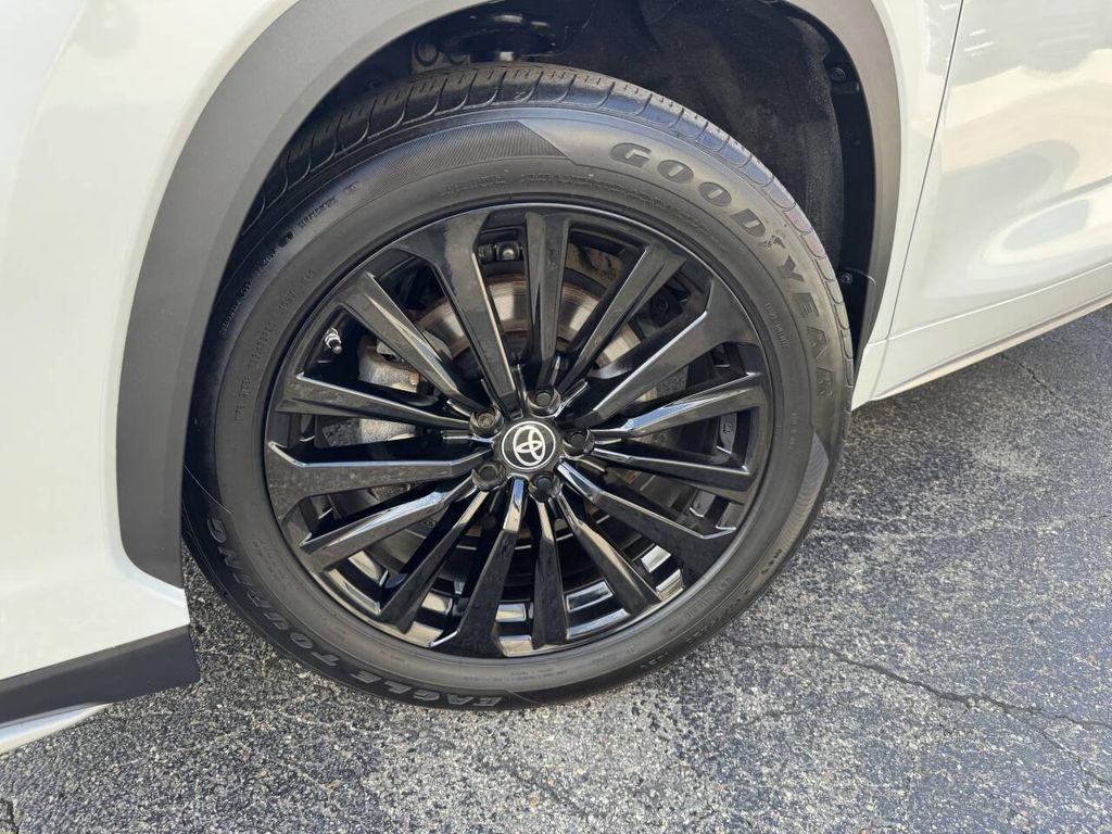 TOYOTA HIGHLANDER - 7