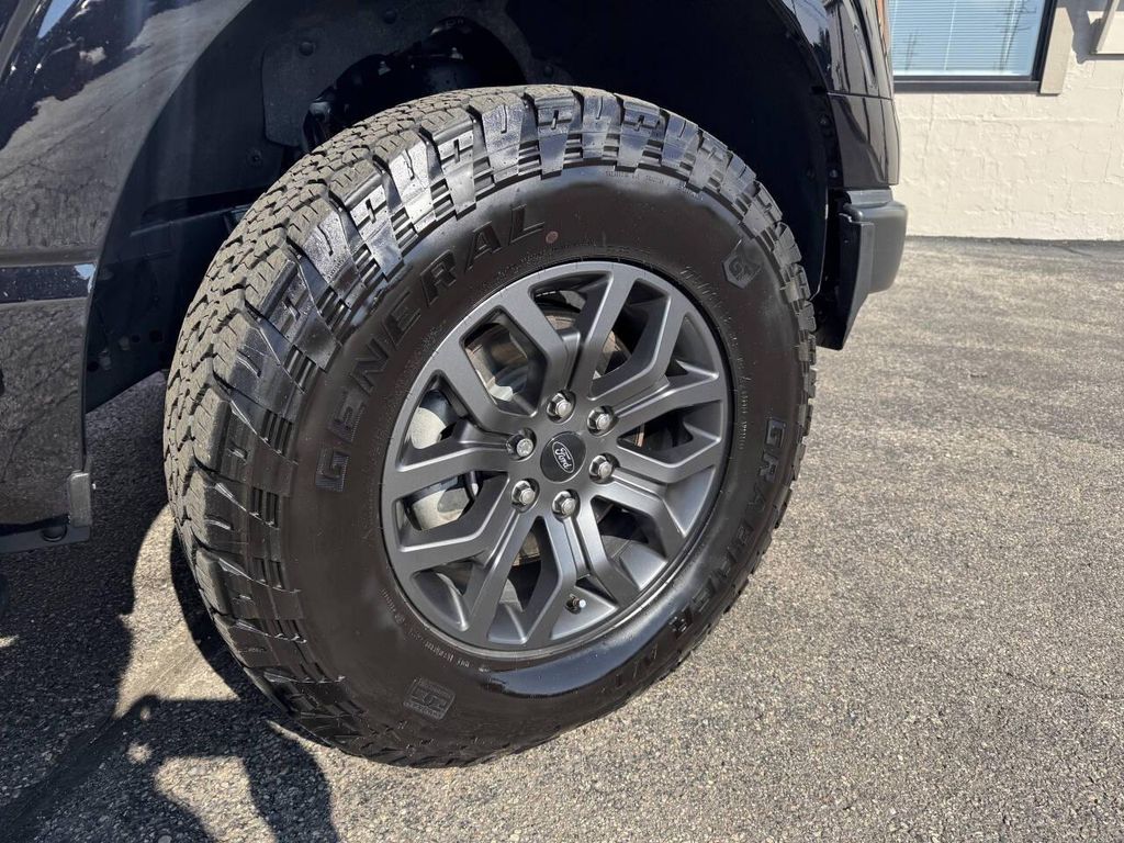 FORD F-150 TREMOR - 7