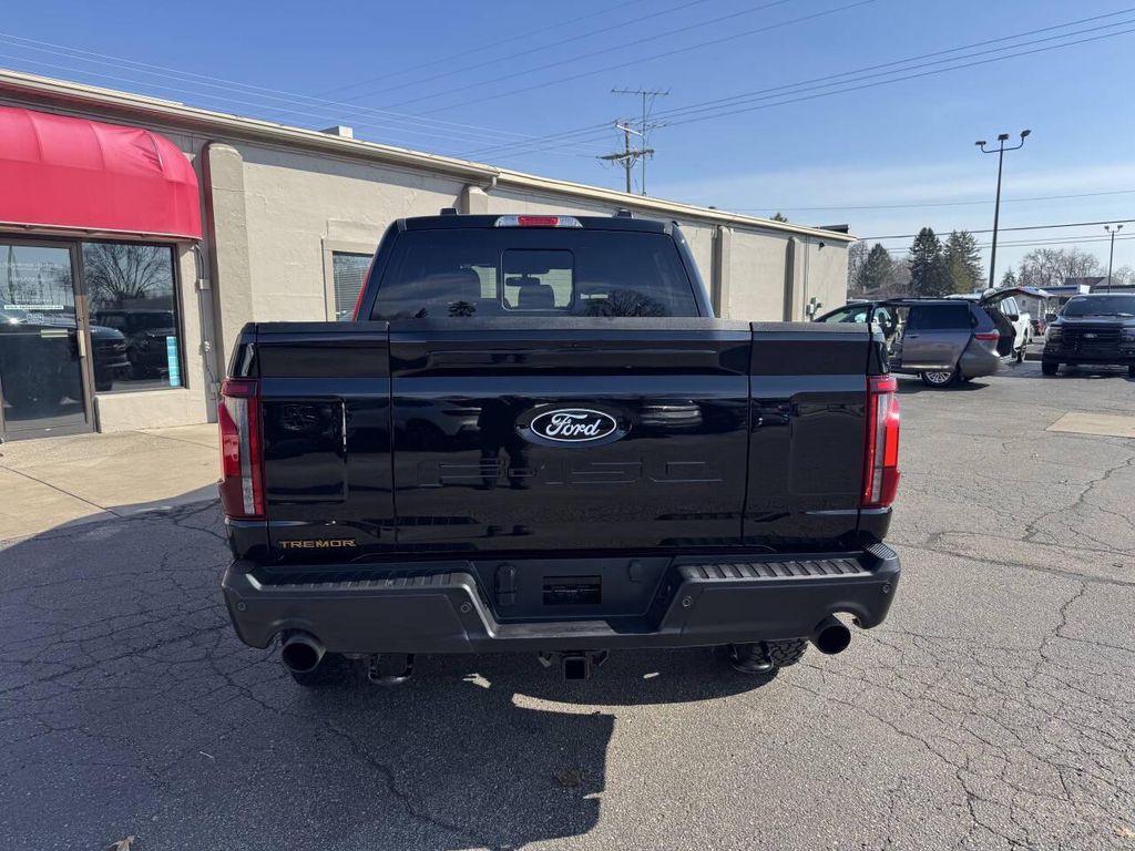 FORD F-150 TREMOR - 4