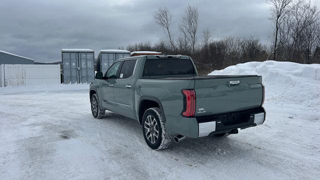 TOYOTA TUNDRA - 5