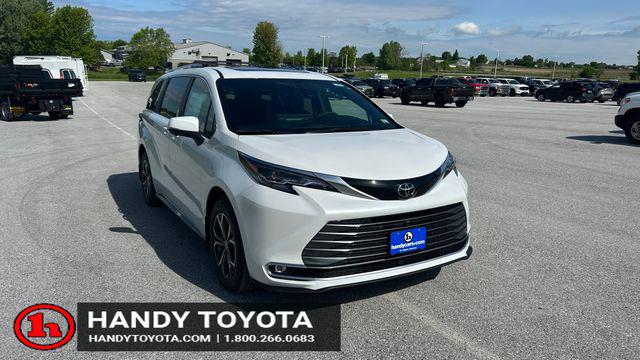 New 2026 Toyota Sienna Platinum