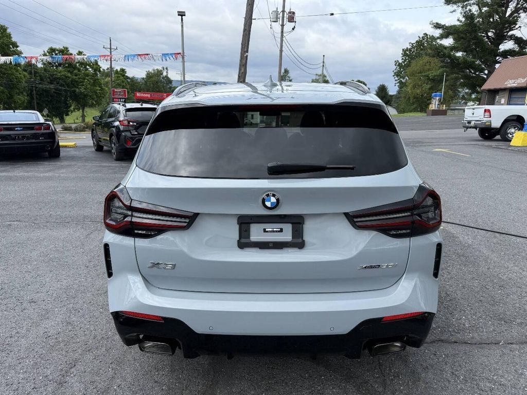 صورة 7 لـ 2023 BMW X3 XDRIVE30I