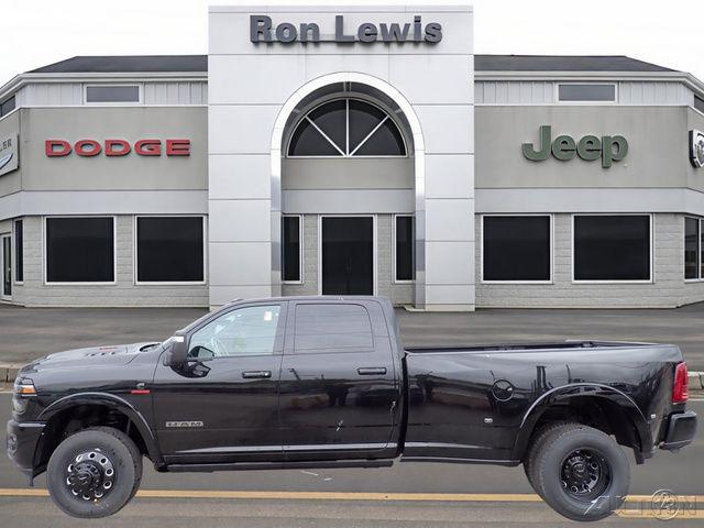 New 2026 RAM 3500 Limited Crew Cab 4x4 8' Box