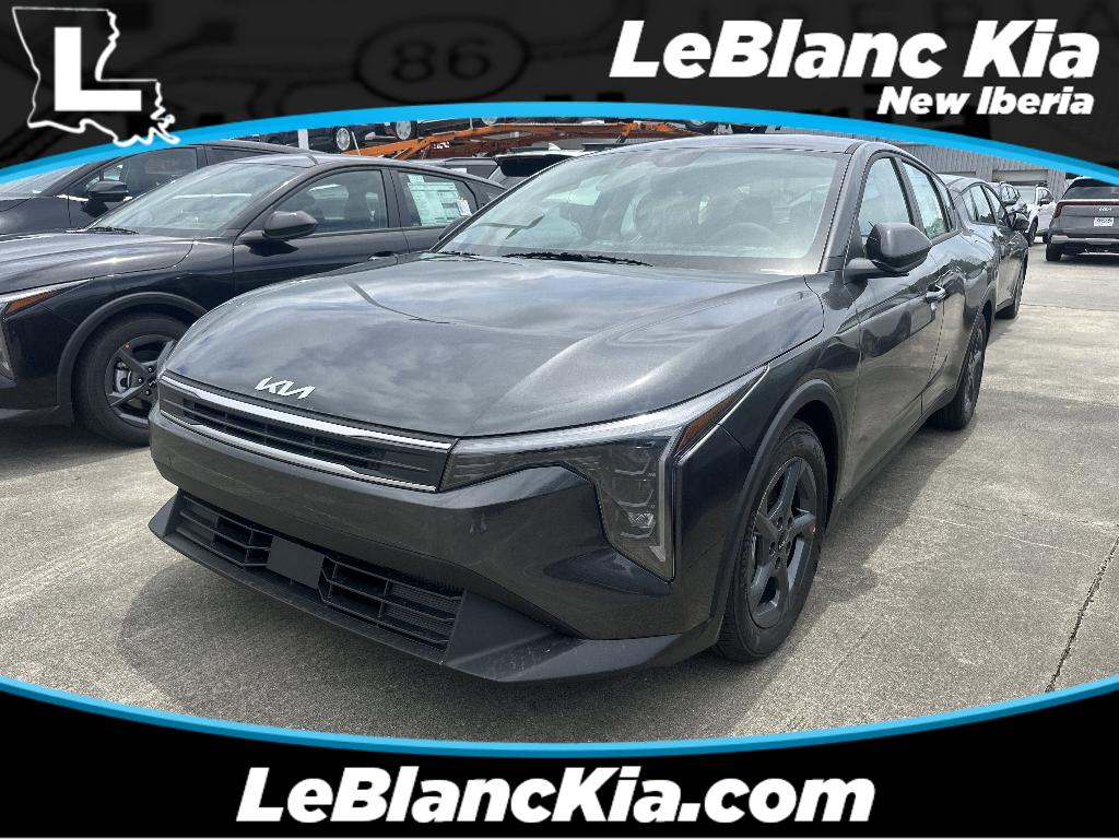 New 2026 Kia K4 LXS