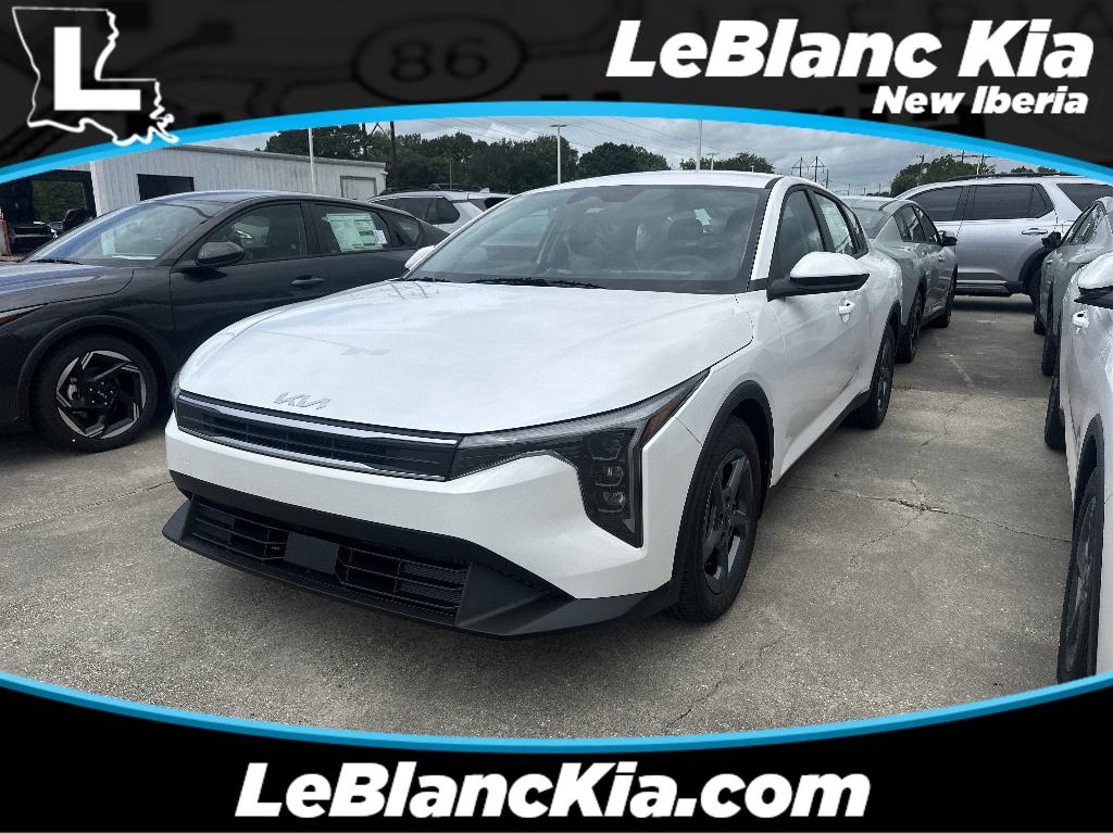 New 2026 Kia K4 LXS