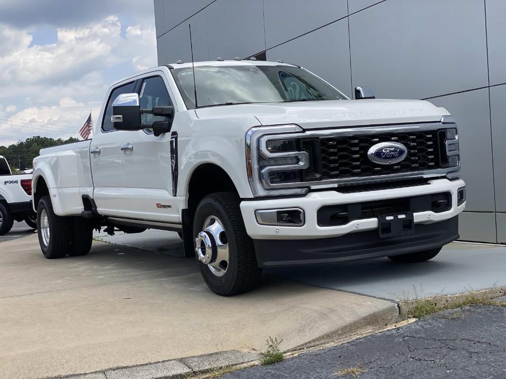 New 2026 Ford F-350 Platinum