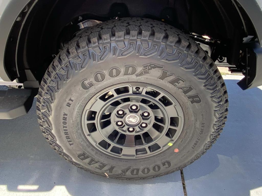 FORD BRONCO BASE - 7