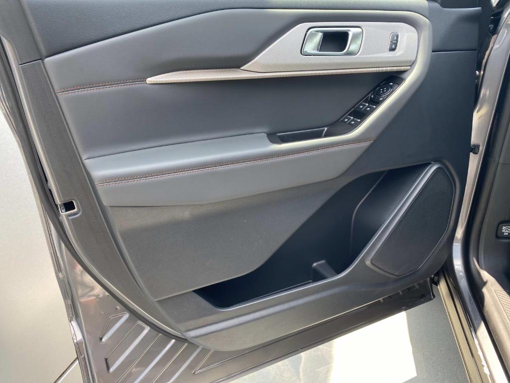 صورة مصغرة 13 لـ 2026 FORD EXPLORER ACTIVE