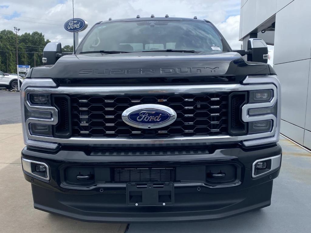 صورة 9 لـ 2026 FORD F-350 PLATINUM