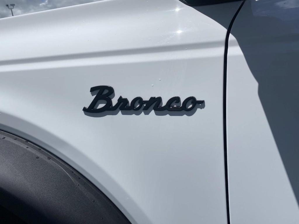 FORD BRONCO OUTER BANKS - 9