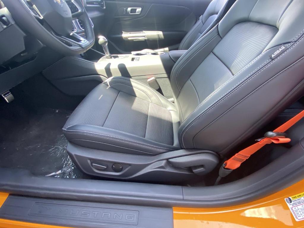 صورة 9 لـ 2026 FORD MUSTANG ECOBOOST PREMIUM