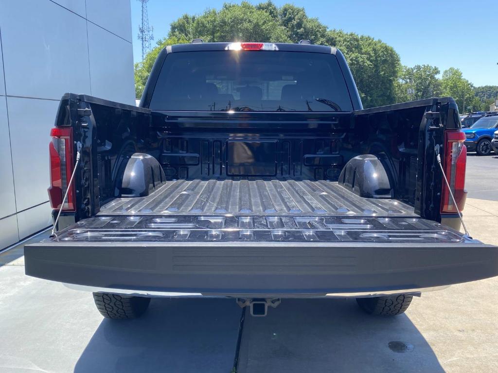 2025 FORD F-150 XLT photo 6