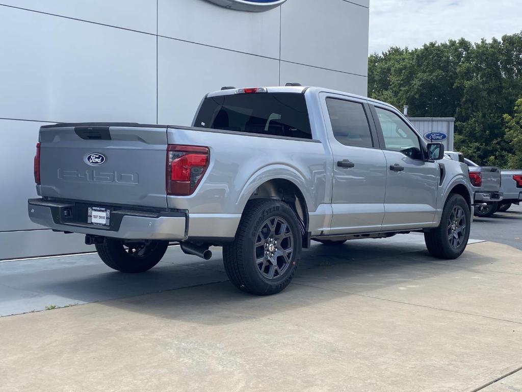 صورة 4 لـ 2026 FORD F-150 STX
