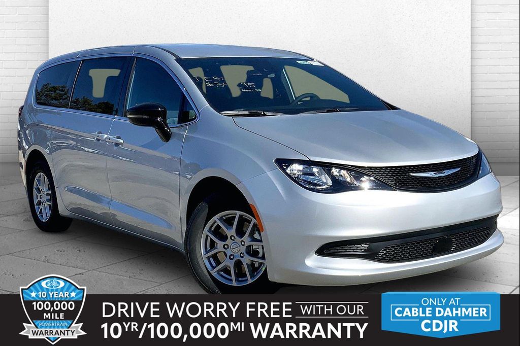 New 2026 Chrysler Voyager LX