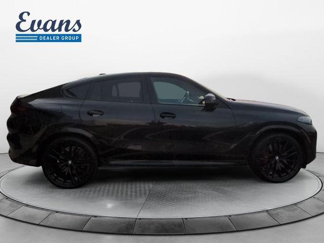 صورة 8 لـ 2024 BMW X6 M60I