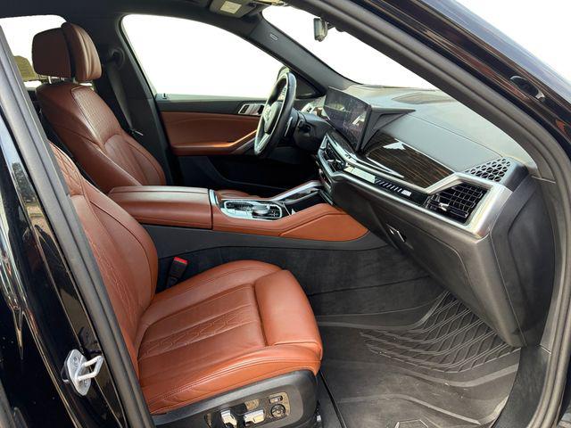 صورة 22 لـ 2024 BMW X6 M60I