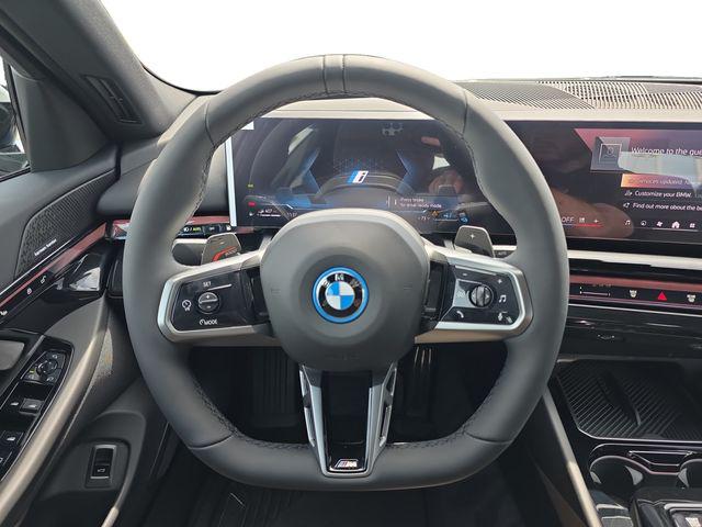 2027 BMW 550E 550E XDRIVE thumbnail 17