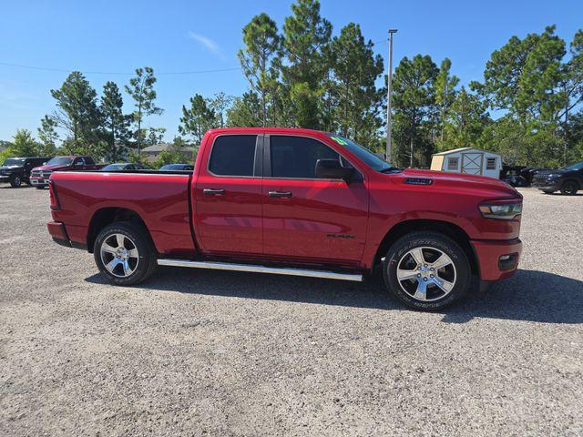 2026 RAM 1500 EXPRESS photo 2