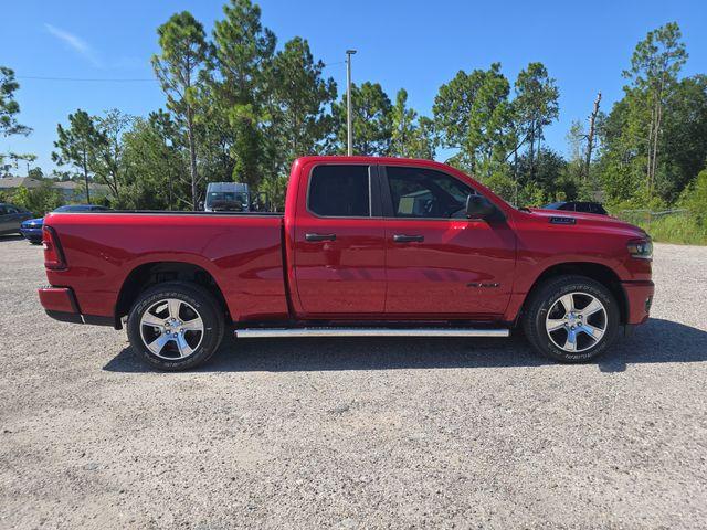 2026 RAM 1500 EXPRESS photo 3