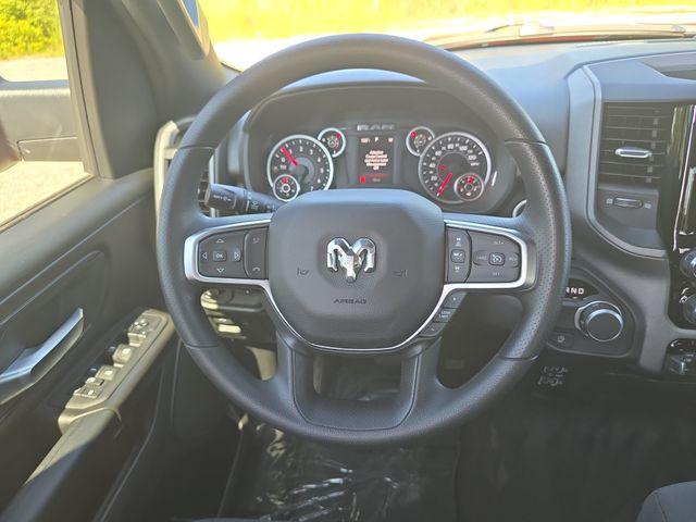 2026 RAM 1500 EXPRESS photo 10
