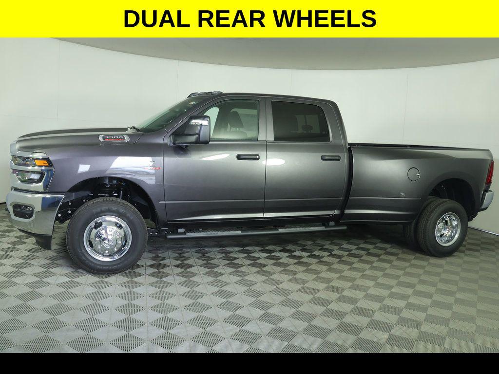 2026 RAM 3500 TRADESMAN CREW CAB 4X4 8' BOX — фото 6