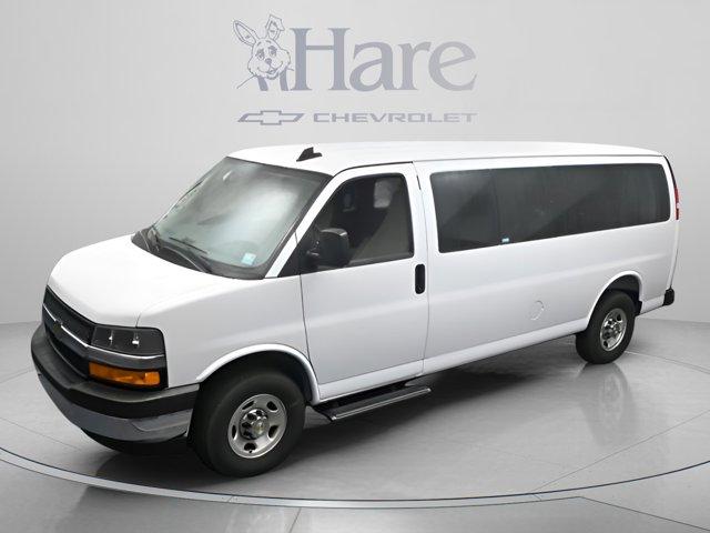 New 2025 Chevrolet Express 3500 LT