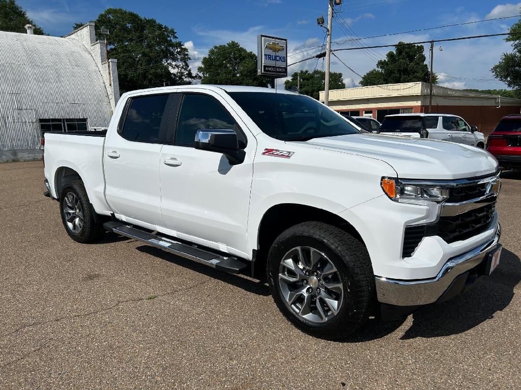 New 2026 Chevrolet Silverado 1500 LT