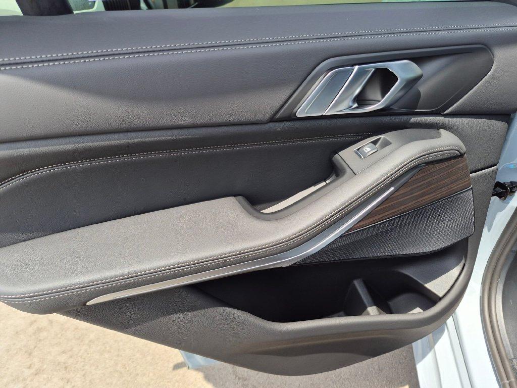 صورة مصغرة 16 لـ 2026 BMW X5 XDRIVE40I