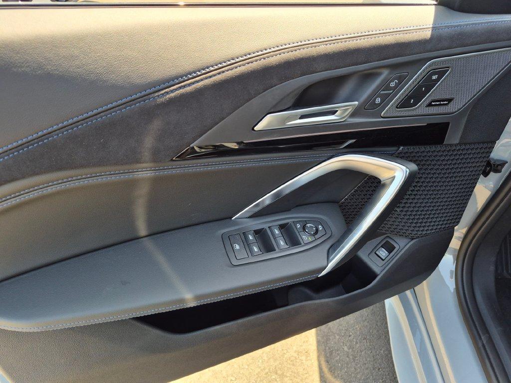 2026 BMW X2 XDRIVE28I — миниатюра 15