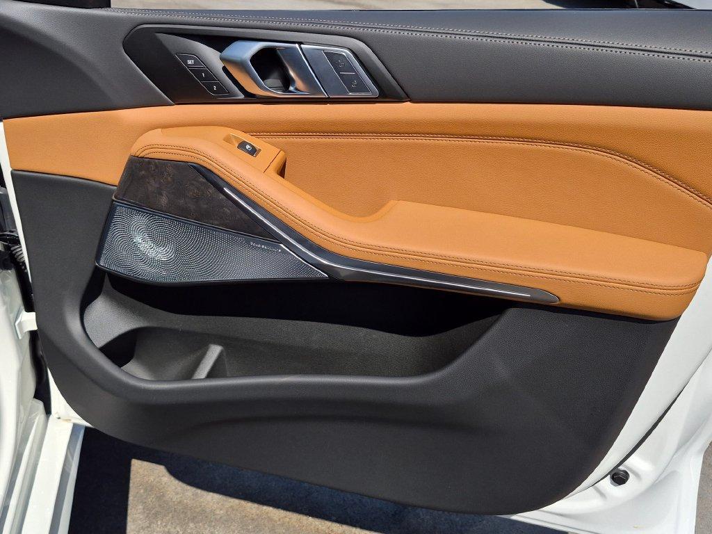 2027 BMW X7 XDRIVE40I 缩略图 17