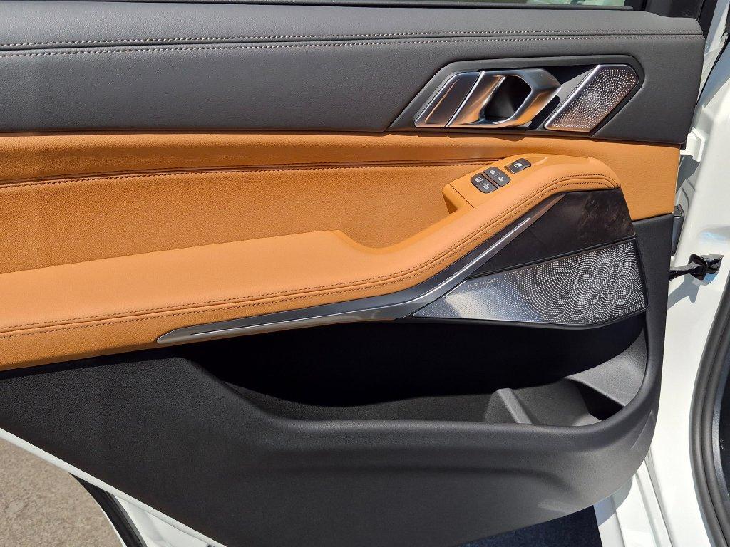 2027 BMW X7 XDRIVE40I 缩略图 16