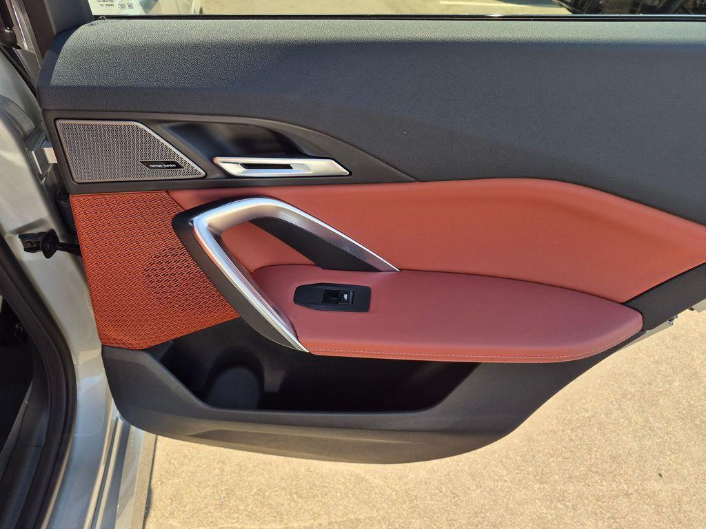 صورة مصغرة 20 لـ 2026 BMW X1 XDRIVE28I