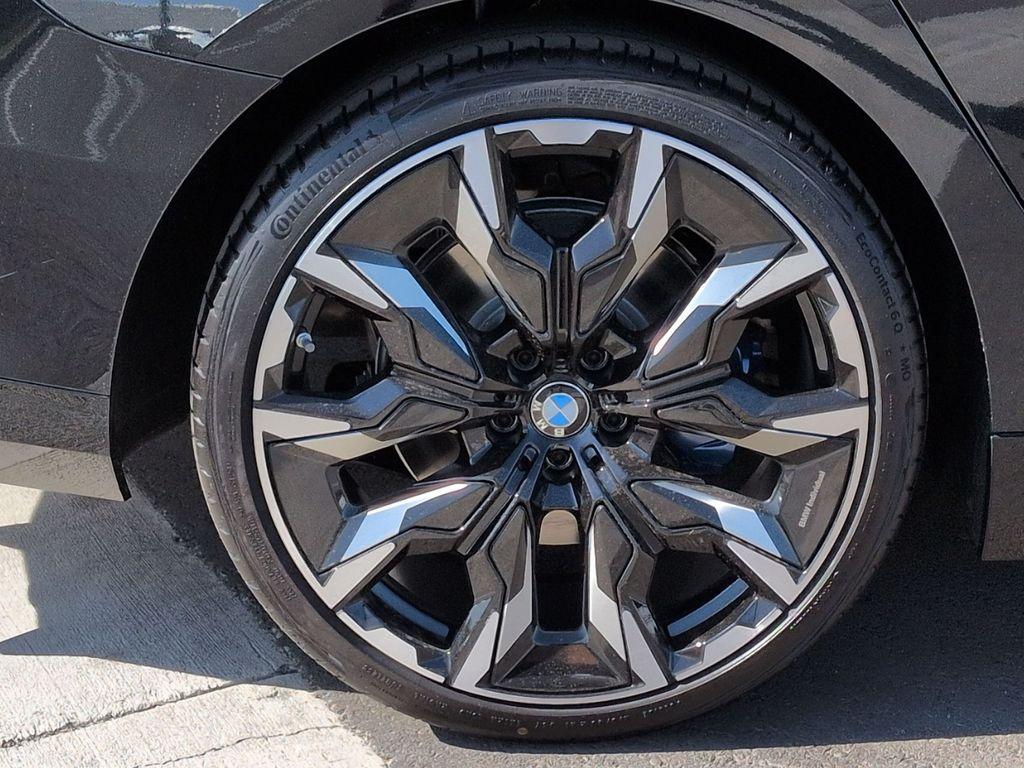 صورة مصغرة 25 لـ 2026 BMW 530 I