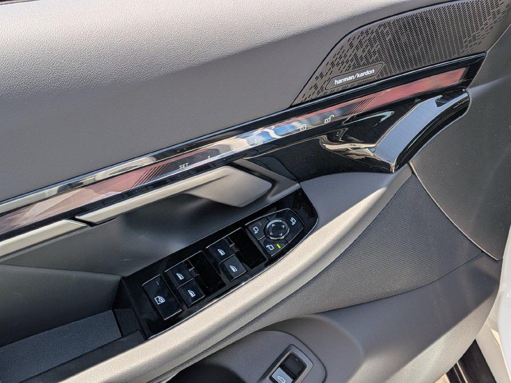 صورة مصغرة 15 لـ 2027 BMW 530 I