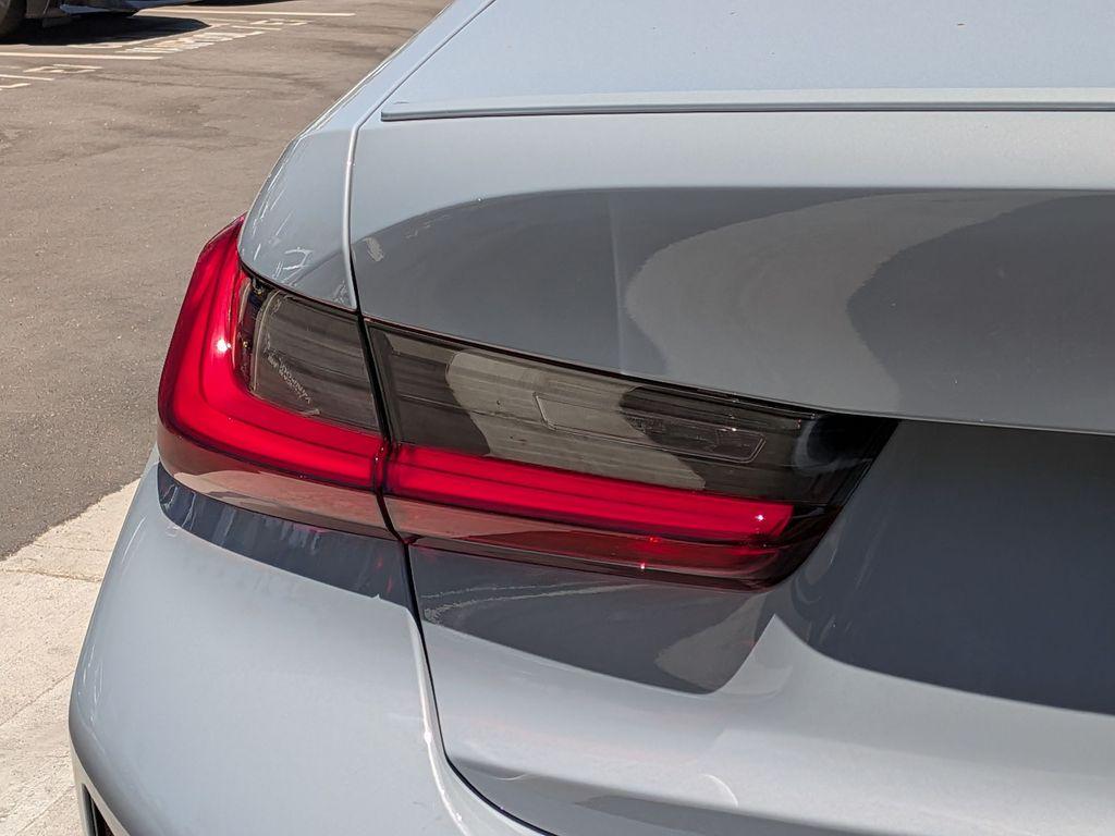 صورة مصغرة 23 لـ 2026 BMW 330 I