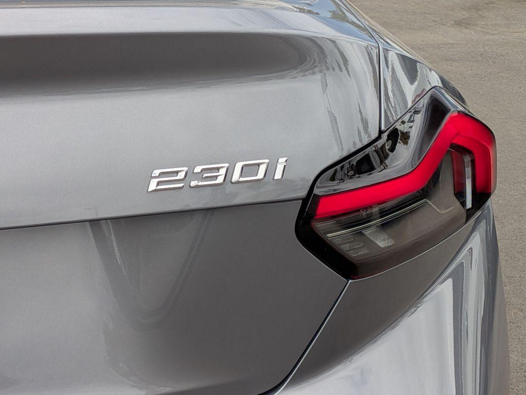 2026 BMW 230 I — миниатюра 21