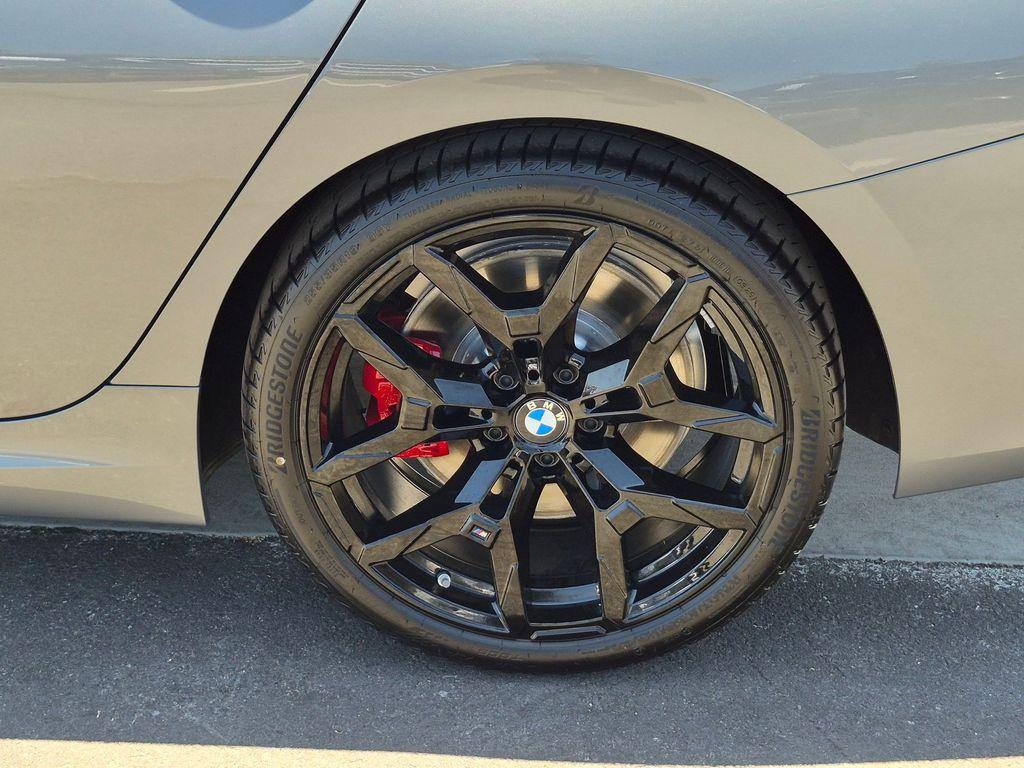 صورة مصغرة 30 لـ 2026 BMW 330 I