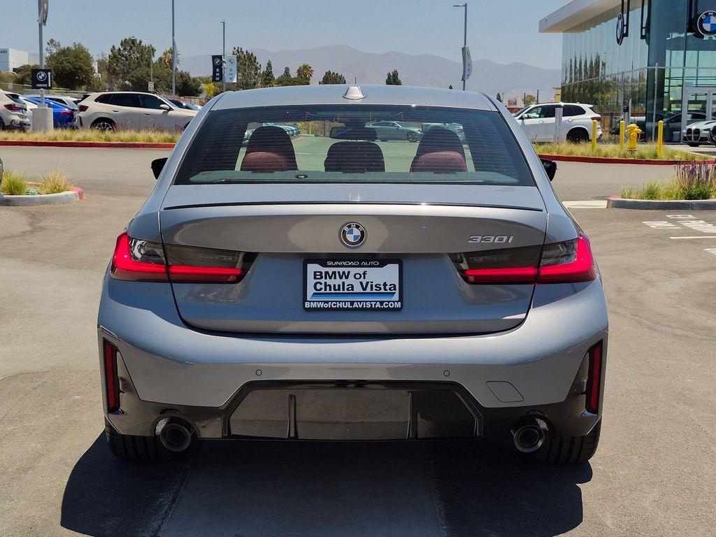 2026 BMW 330 I 照片 7