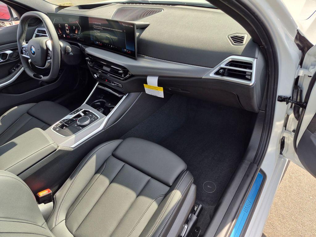 2026 BMW 330 I NA — фото 9