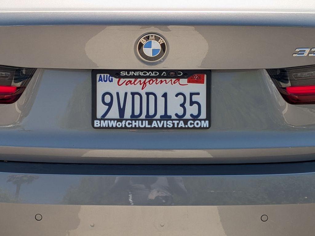 صورة مصغرة 35 لـ 2025 BMW 330 I XDRIVE