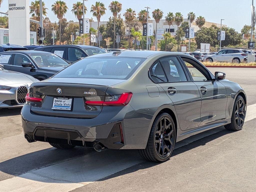 صورة 6 لـ 2026 BMW 330 I