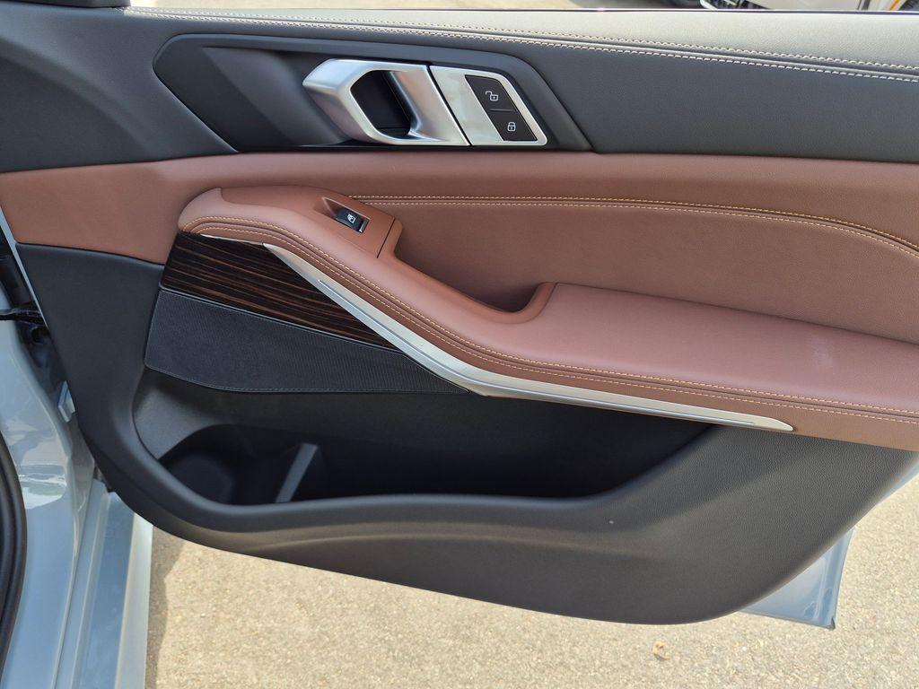 صورة مصغرة 17 لـ 2026 BMW X5 SDRIVE40I