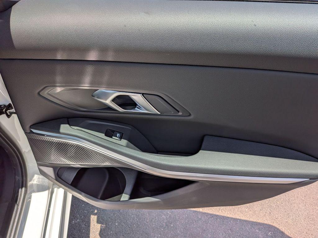 صورة مصغرة 19 لـ 2026 BMW 330 I NA