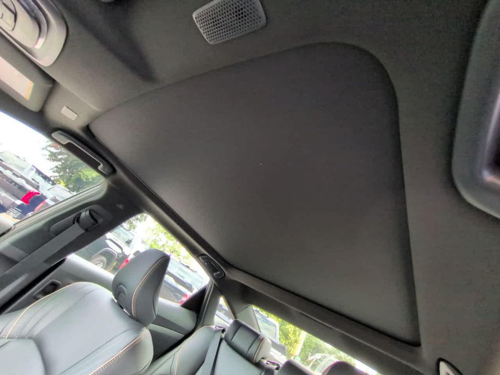 صورة مصغرة 19 لـ 2026 Toyota CROWN LIMITED