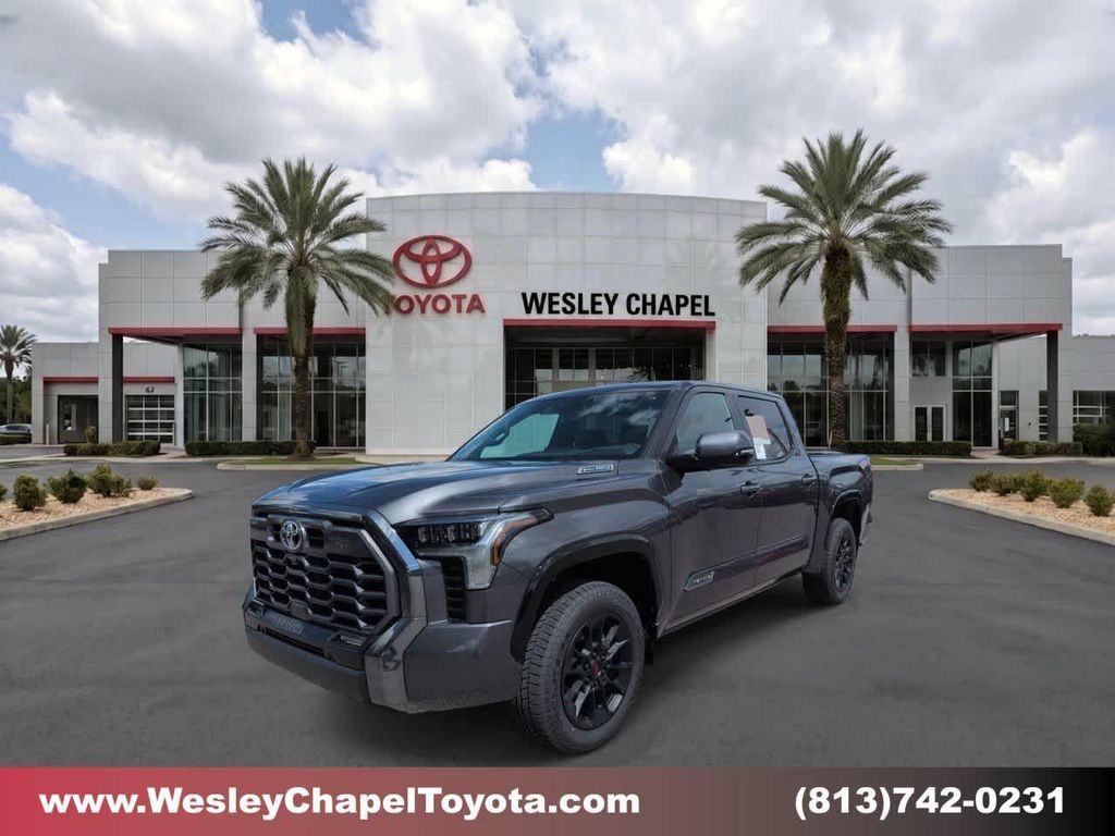 New 2026 Toyota Tundra Hybrid Platinum