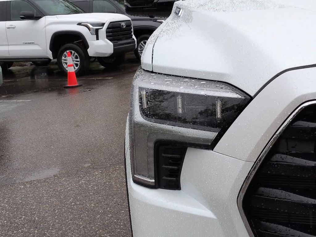 صورة 10 لـ 2026 Toyota SEQUOIA LIMITED