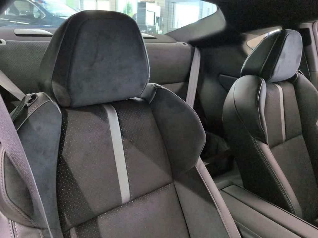 صورة 7 لـ 2026 Toyota GR86 PREMIUM
