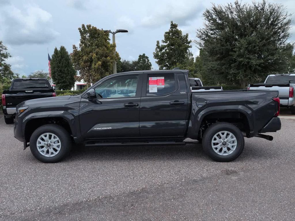 2026 Toyota TACOMA SR5 照片 3