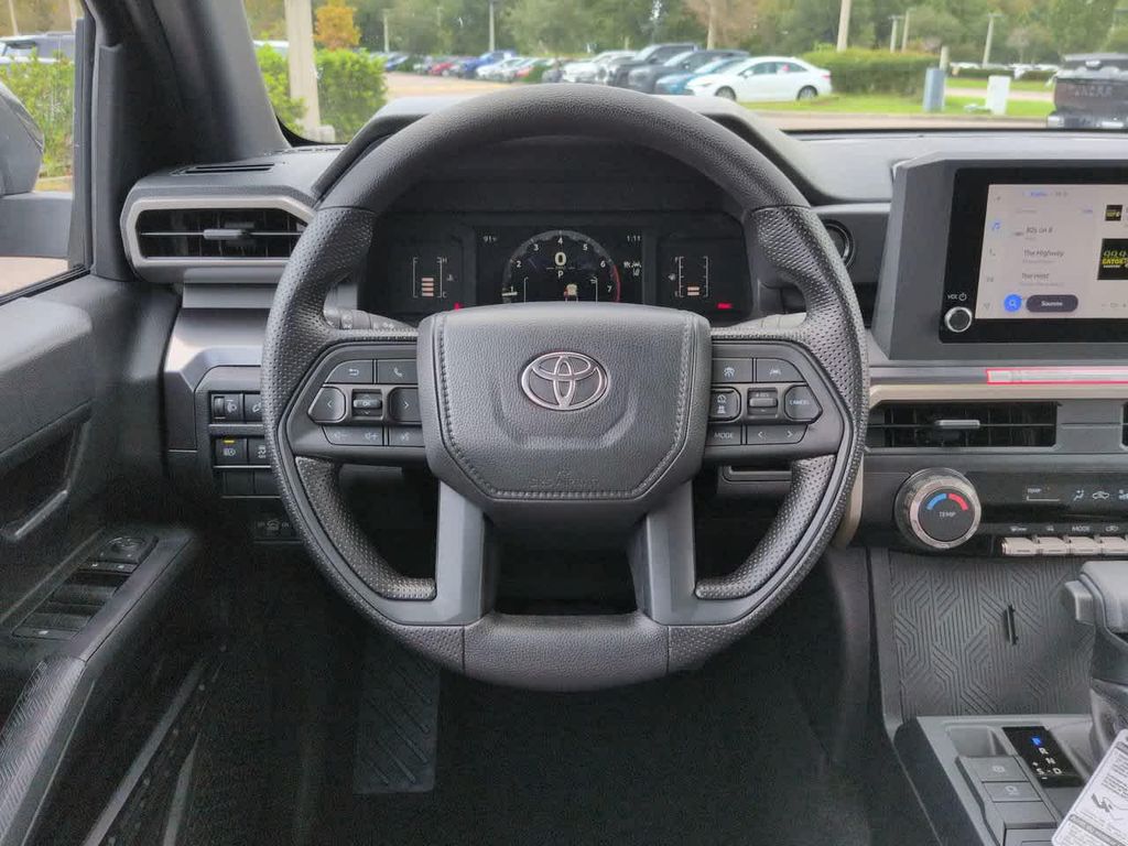 صورة مصغرة 15 لـ 2026 Toyota TACOMA SR5