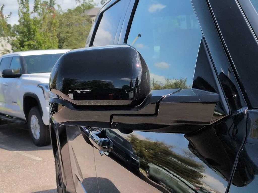 2026 Toyota TUNDRA PLATINUM 缩略图 12